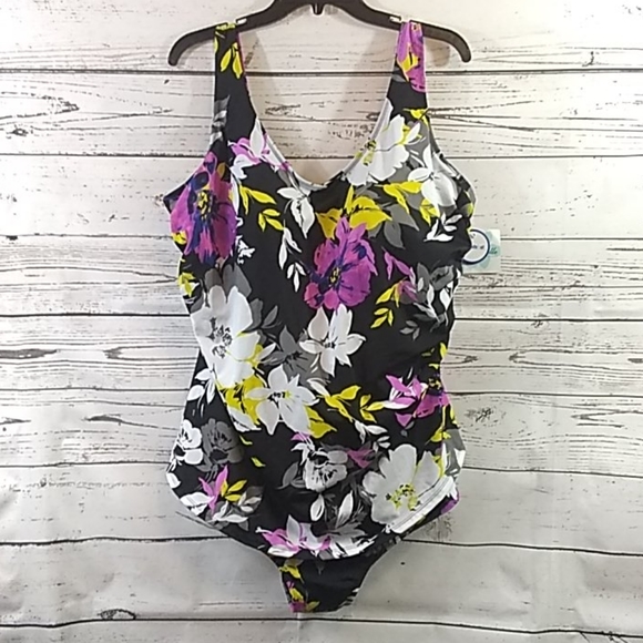 Beach Belle Other - NWT Beach Belle Floral Print One Piece 28